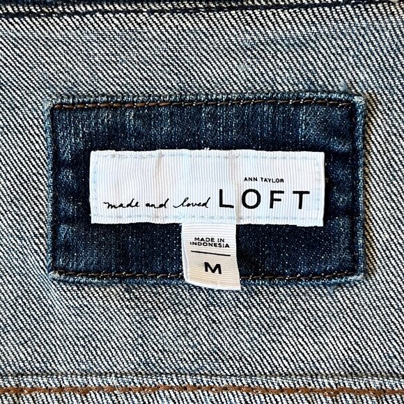 Ann Taylor Loft Medium Women's Distressed Cropped Jean Jacket - Picture 7 of 8